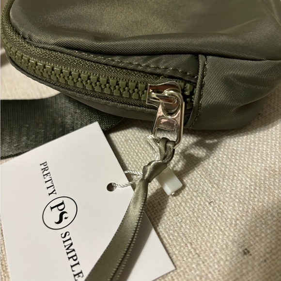 Crossbody bag, Olive Green - Picture 2 of 5